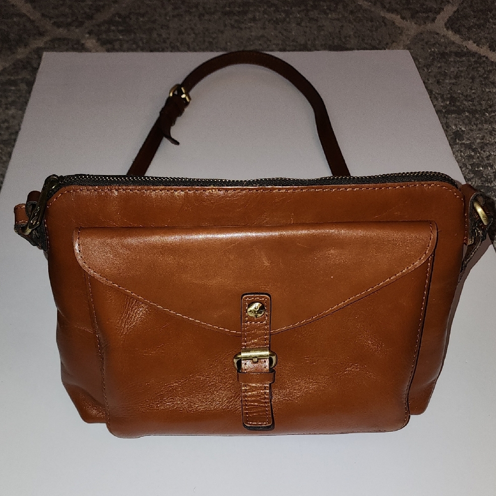 Patricia Nash Avellino Leather Crossbody Bag.